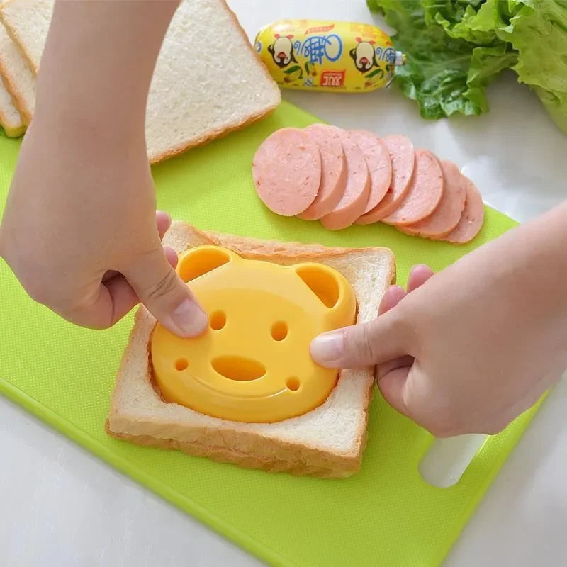 Cute Bear Sandwich Mold Toast Bread Making Cutter Mould Cute Baking Pastry Tools Children Interesting Food Kitchen Accessories